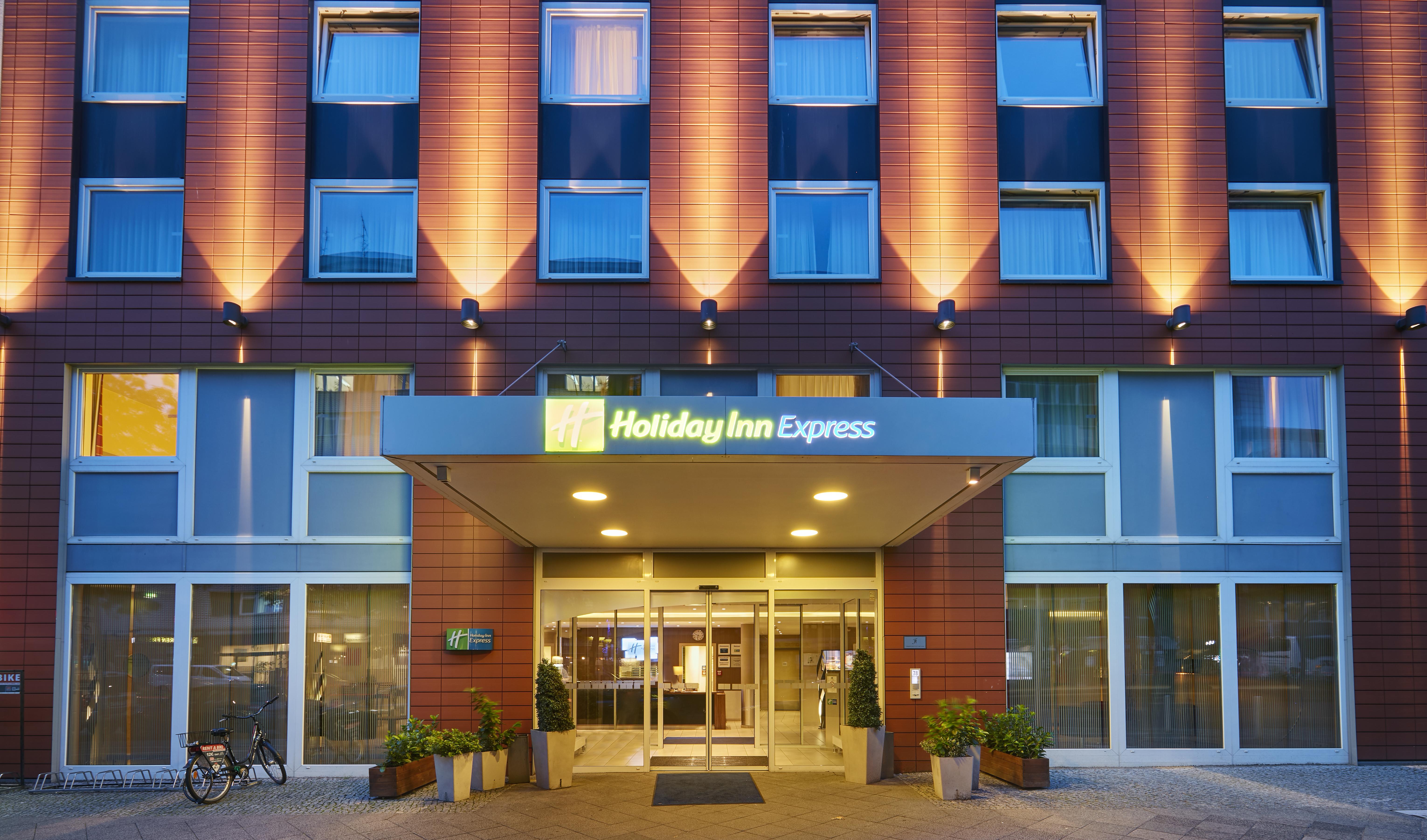 Holiday Inn Express Berlin City Centre West 外观 照片